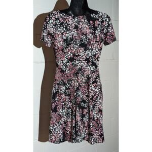 Roz & Ali Floral Print Fit and Flare Dress Short Sleeve Pockets Size 2 Xsmall